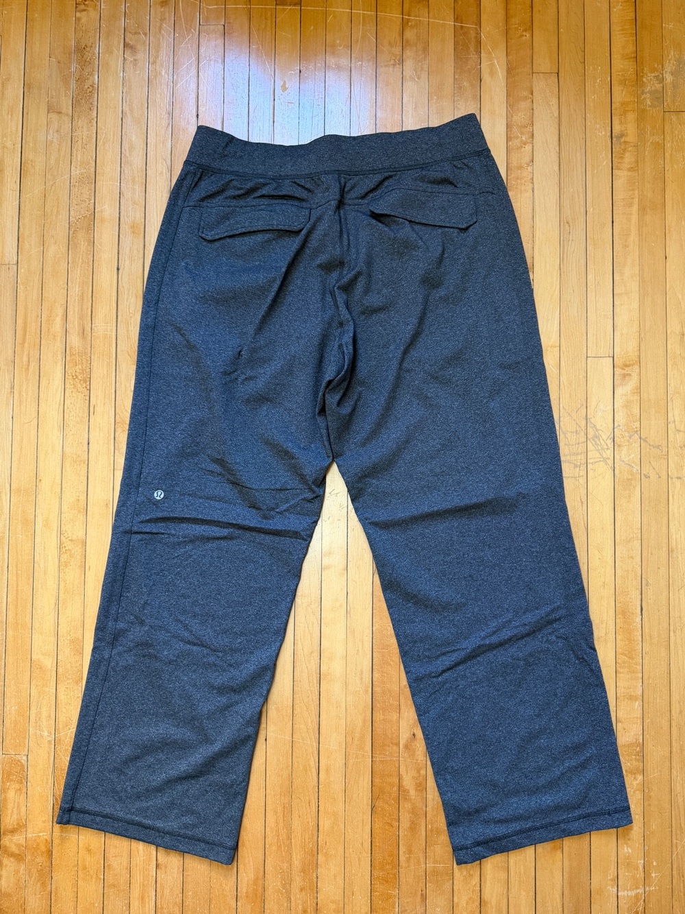Lululemon Kung Fu Performance Heather Gray Sweatpants Relax Fit Men’s Sz. XL